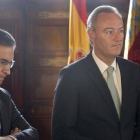 El delegado del Gobierno en la Comunidad Valenciana, Serafín Castellano, junto al presidente Alberto Fabra, en una imagen de archivo.