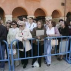 Concejales socialistas, en una sala restaurada de la fortaleza