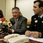Edelmira Martínez, Ángel Valencia y Martín Muñoz, durante la rueda de prensa de la mañana de ayer