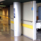 El cierre de camas hospitalarias en verano preocupa a los trabajadores del centro. BRUNO MORENO