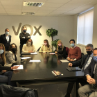La ejecutiva de la Asociación de Hoteles de Castilla y León ha mantenido una reunión con los miembros de la candidatura de Vox a las Cortes de Castilla y León. DL