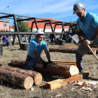 Dos de los participantes en el Concurso Nacional de Entibadores celebrado en Bembibre. L. DE LA MATA