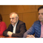 Carmen González, el alcalde, José Miguel Palazuelo, y el secretario del PSOE, Tino Rodríguez. PRIETO