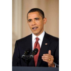 Obama responde a los periodistas en el Salón Este de la Casa Blanca