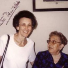 Alicia de Larrocha junto a Margarita Moráis, directora de Eutherpe.