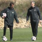 Cali y Bolo, durante un entrenamiento de la Deportiva en el Anexo de El Toralín. L. DE LA MATA