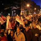 Miles de ciudadanos desafiaron el frío y el granizo para apoyar la actividad de Renault en Valladoli