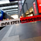 Un cordón policial impide el paso en la estación de tren de Múnich.