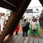 Fotografía de archivo de los niños jugando en el centro infantil de San Andrés del Rabanedo