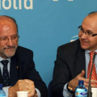 León de la Riva y Ramiro Ruiz Medrano.