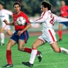 Arteaga fue el gran protagonista de la noche al inaugurar el marcador con un gran disparo