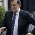 Mariano Rajoy, a su llegada al Congreso, el miércoles 26 de octubre, para pronunciar su discurso de investidura.