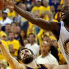 Green tapona un tiro de Love en la victoria de los Warriors ante Cleveland (104-89)
