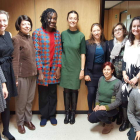 Ebele Okoye junto a las mujeres representantes del medio rural de Castilla y León. DL