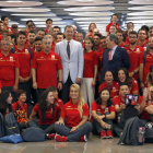 Toda la delegación olímpica española en en la foto conjunta con los reyes de España. J. J. GUILLÉN