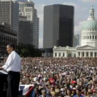 Obama inició una gira por los Estados clave para ganar las elecciones