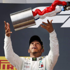 Lewis Hamilton reconquista el mando del Mundial con una exhibición en el Paul Ricard. YOAN VALAT