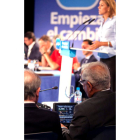 Manuel Lagares junto a Rato en el Foro Popular.