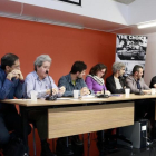 De izquierda a derecha, Eduard Ibáñez de Justícia i Pau, Pere Brunet de la campaña GCOMS, Jordi Calvo del Centre Delàs de Estudios por la Paz, Pepa Martínez de LaFede.cat, Jordi Armadans de Fundipau, Felipe Daza de Novact i David Fernández