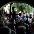 Un momento de la procesión de  la Virgen de Las Manzanedas, que se celebró en la mañana de ayer