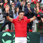 El tenista Roberto Bautista celebra su triunfo sobre Marius Copil. DANIEL PÉREZ