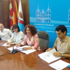 Beltrán, Vidal, Merayo y Velasco, en la comparecencia de ayer en el ayuntamiento ponferradino. DL