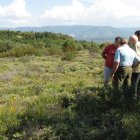 Vecinos de Tedejo y Rozuelo, en el Alto de Tudela. CEBRONES
