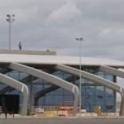 La nueva terminal, con tres puertas de embarque, permite atender a 520 pasajeros por hora.