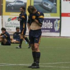 Paulino, lamentándose de la eliminación ante la Deportiva en el play off del 2006 en Canarias.