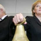 Merkel llama al orden, en presencia de Stoiber, en la reunión del grupo parlamentario CDU-CSU
