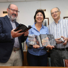 José Antonio Balboa, Mar Palacio y Vicente Fernández, ayer en la sede del IEB.