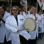 Protesta de las trabajadoras frente a las oficinas de Carflor. DE LA MATA