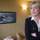 La presidenta del Frente Nacional, Marine Le Pen, en la sede del partido en Nanterre.