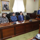 Carolina Martínez, con el rector, Juan Francisco García Marín. RAMIRO