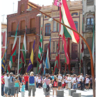 Banderas participantes en la celebración del año pasado.