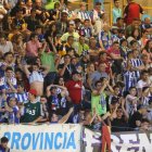La Deportiva pretende dulcificar con los nuevos precios la decepción del descenso y mantener a seguidores fieles en el estadio. L. DE LA MATA