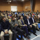El acto de cierre de campaña del PP, ayer, en el Pabellón de la Torre. JESÚS F. SALVADORES