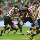 Messi se fabricó el primer gol del Barcelona tras superar a tres defensores del Athletic.