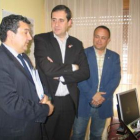 Ramón, Fernández Cardo y Gerardo Álvarez Courel, ayer.