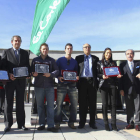 Los Embajadores de los Productos de León posan con sus respectivos galardones, ayer.