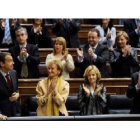 Zapatero aplaudido en el Congreso