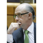 Cristóbal Montoro es el ministro de Hacienda.