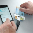 DNIe Droid es un proyecto de I+D+i para autentificación de firma desde terminales Android.