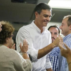 Pedro Sánchez, ayer, a su llegada al acto de apertura del curso político en Badajoz.