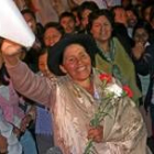 Savina Cuéllar es felicitada por sus seguidores tras la victoria en el departamento de Chuquisaca