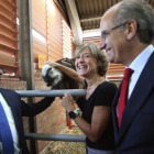 García Tejerina, ayer, durante la inauguración de una nueva edición de la feria. J. M. GARCIA