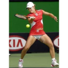 Henin impuso su juego en el fondo de la pista para doblegar a Clijsters
