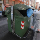 Un trabajador del servicio de recogida de basuras. RAMIRO