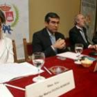 Enrique López, segundo por la izquierda, en un momento de la jornada celebrada ayer en San Marcos