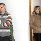 El nuevo pedáneo y la ex alcaldesa, ayer, en la votación.